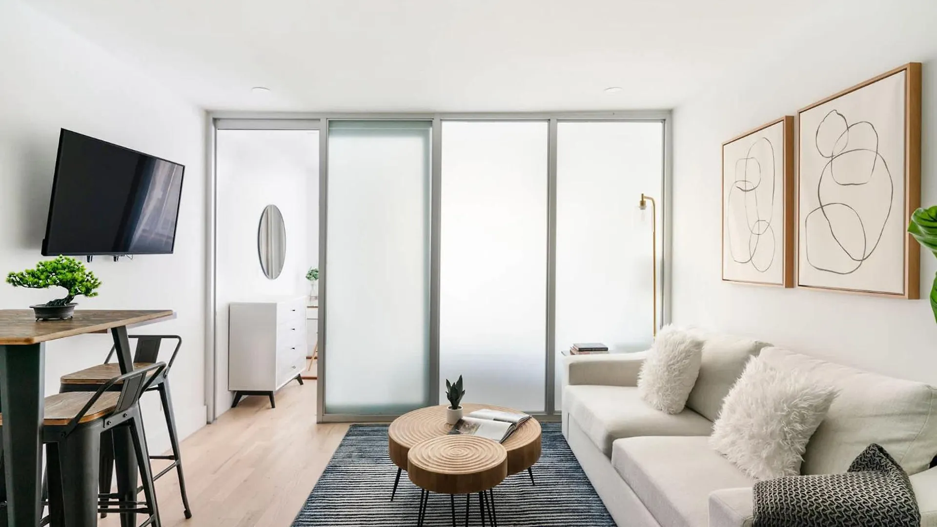75-1D New 1Br Prime Ues W D The Unit Best Value location